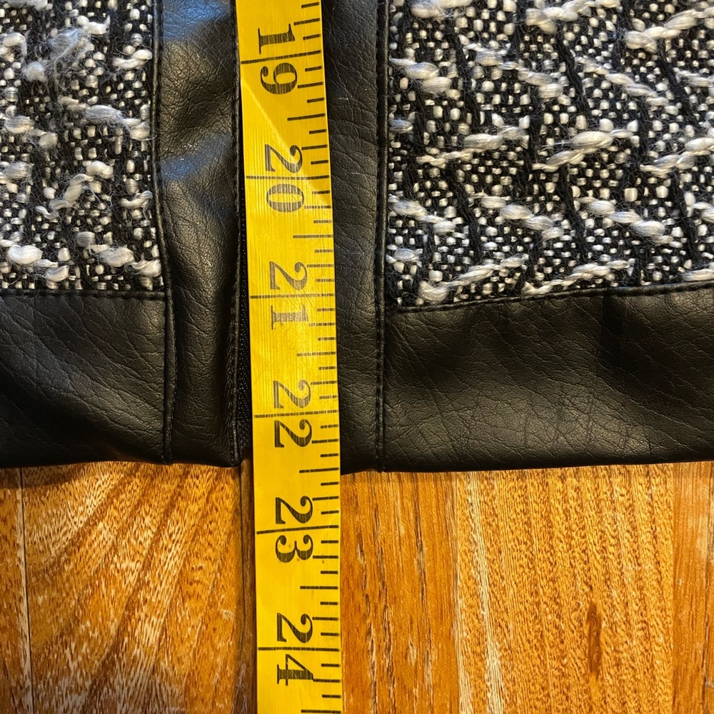 Yoki Tweed Jacket - Picture 5 of 8